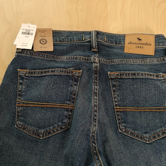 Set of 2 NEW Abercrombie kids jeans. Size 13/14